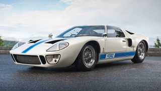 Illustration for article titled Ford GT-40 Used To Film "Le Mans" Heads To Auction